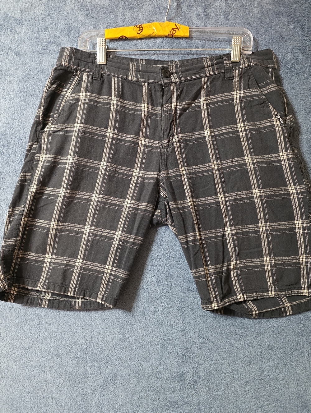 Zoo York Plaid Shorts Men's 36 Dark Grey/Black Chino Preppy